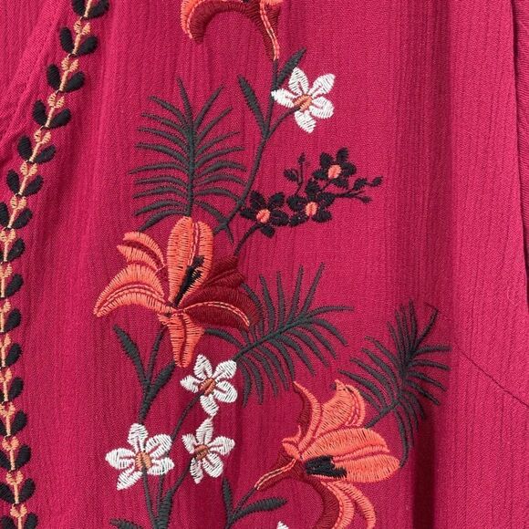City Chic Embroidered Dress Size 18 Red Color 100% Viscose - Picture 8 of 10